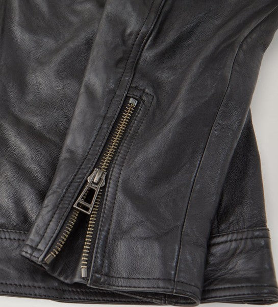 100038BLACK_2_P